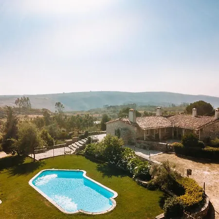 Casas De Pedra - Quinta Da Escola Farm stay *