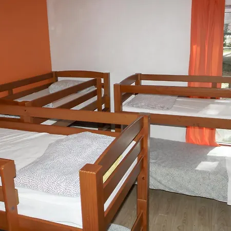 Casas De Pedra - Quinta Da Escola * Alvados