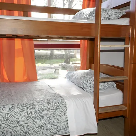 Casas De Pedra - Quinta Da Escola * Alvados