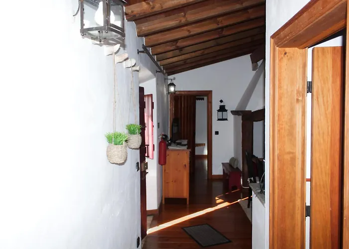 Casas De Pedra - Quinta Da Escola * 阿尔瓦杜什